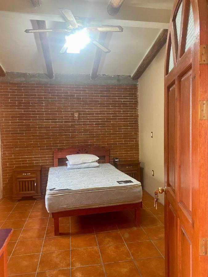 Casa Gutierrez Bed & Breakfast Teotitlan del Valle Exterior photo